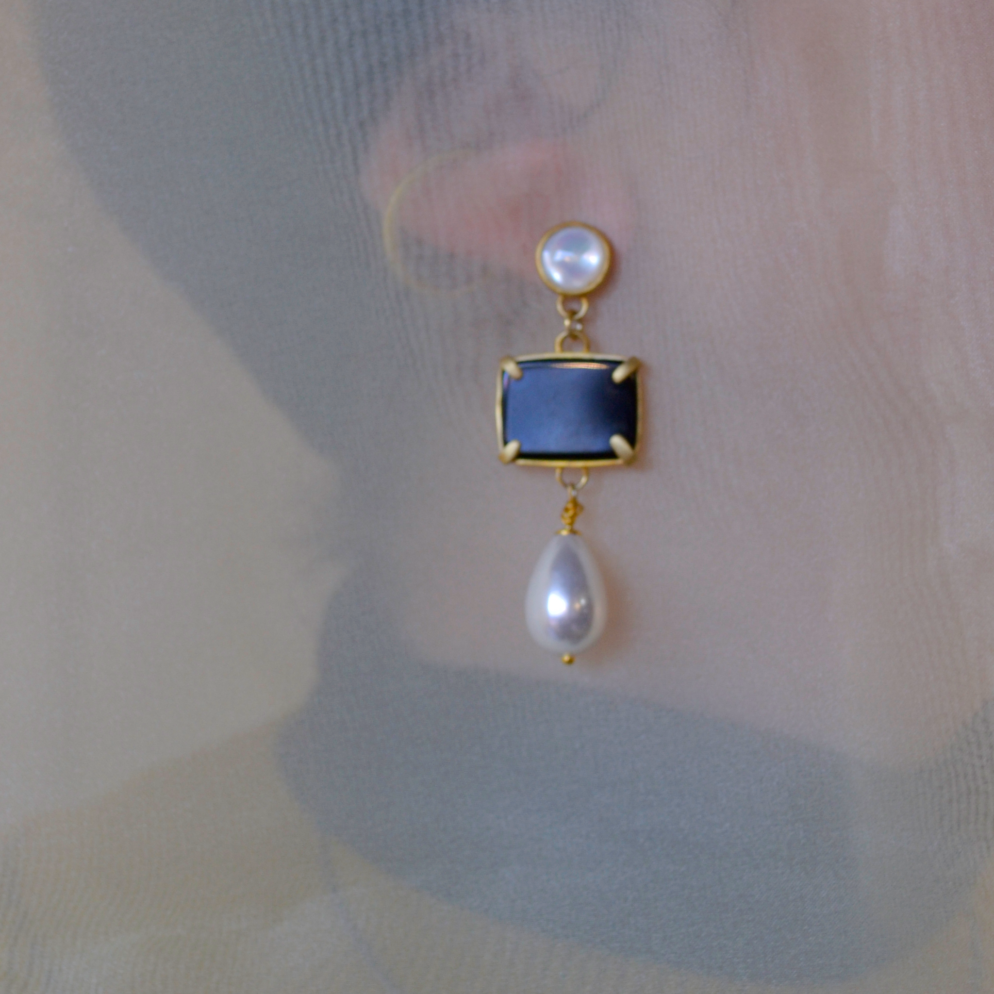 Golden Dusk Earrings