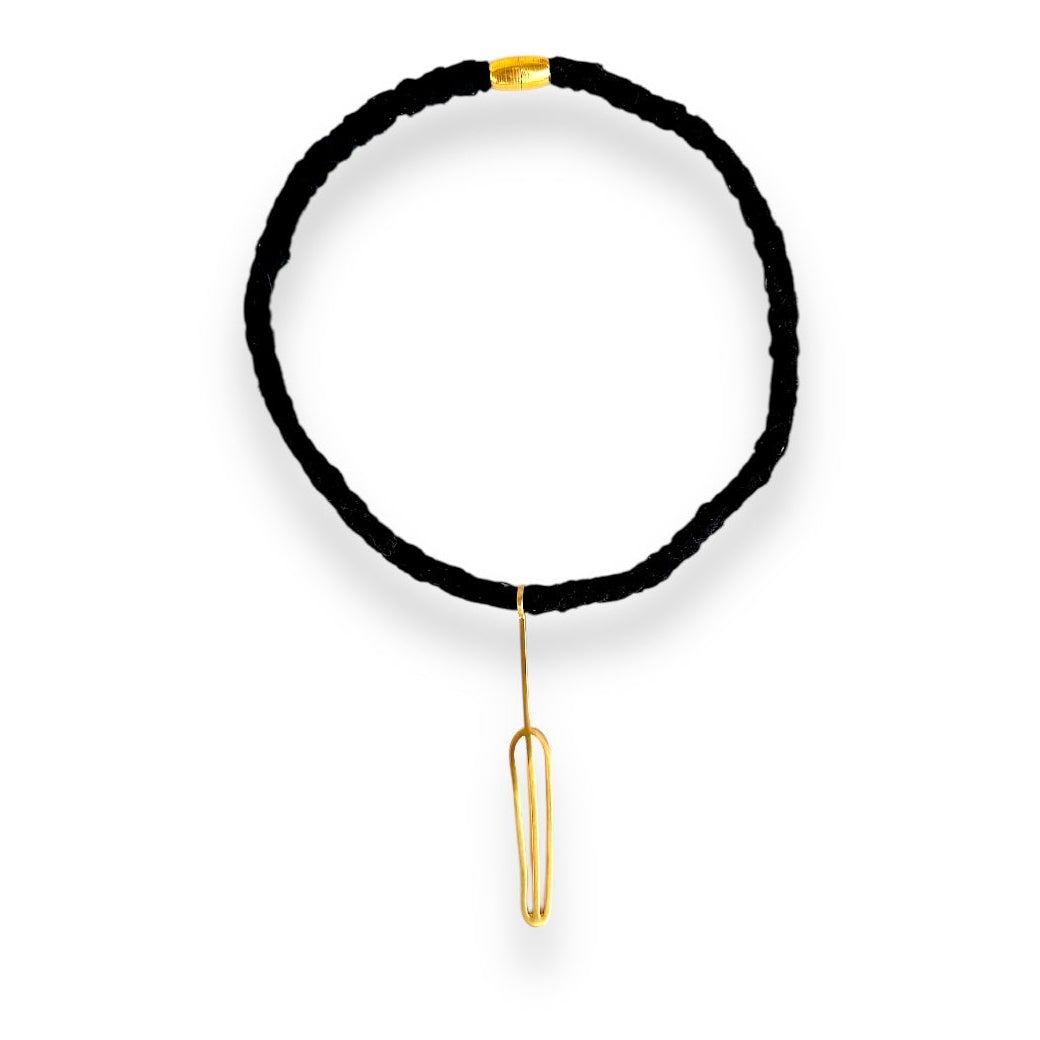 Halskette mit Eschenhalsband