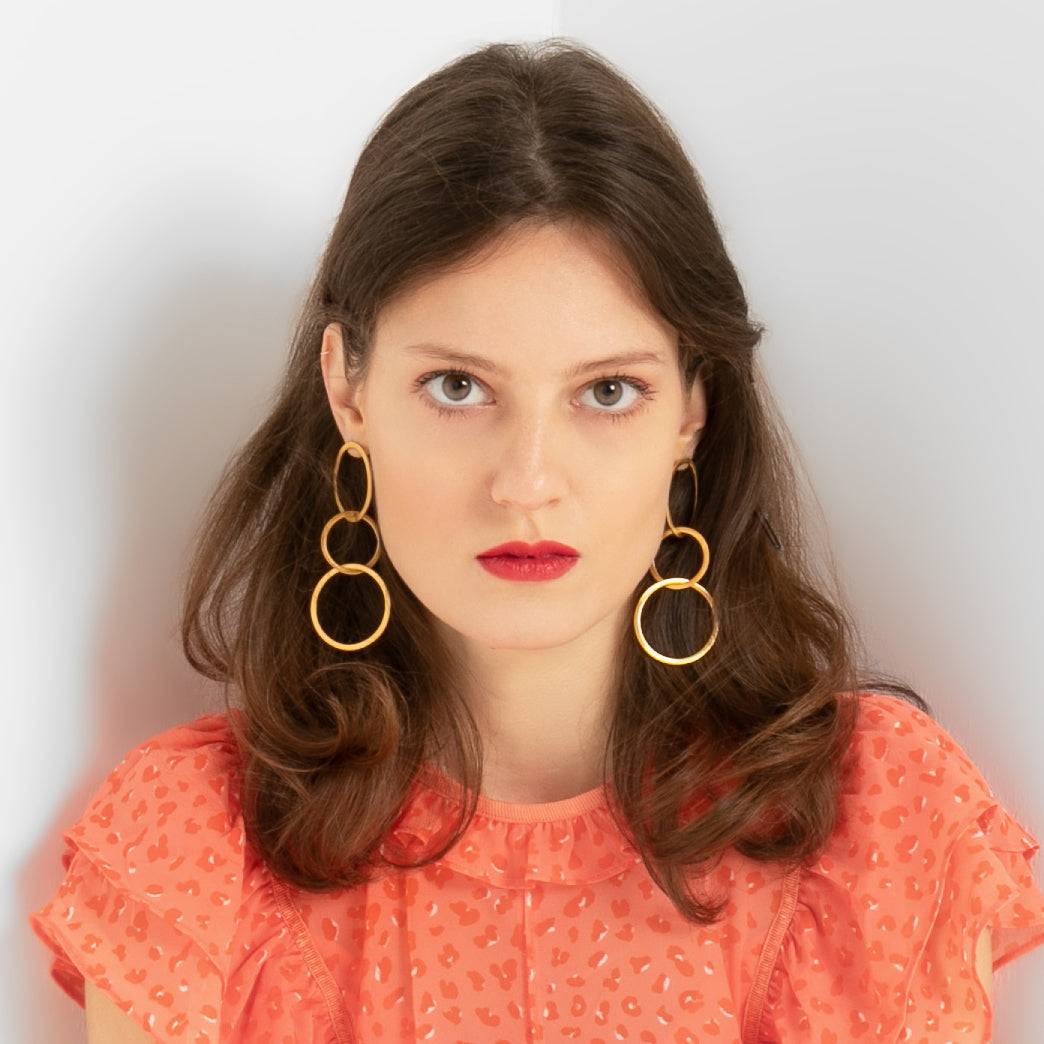 Interlocking Circle Dangle Earrings