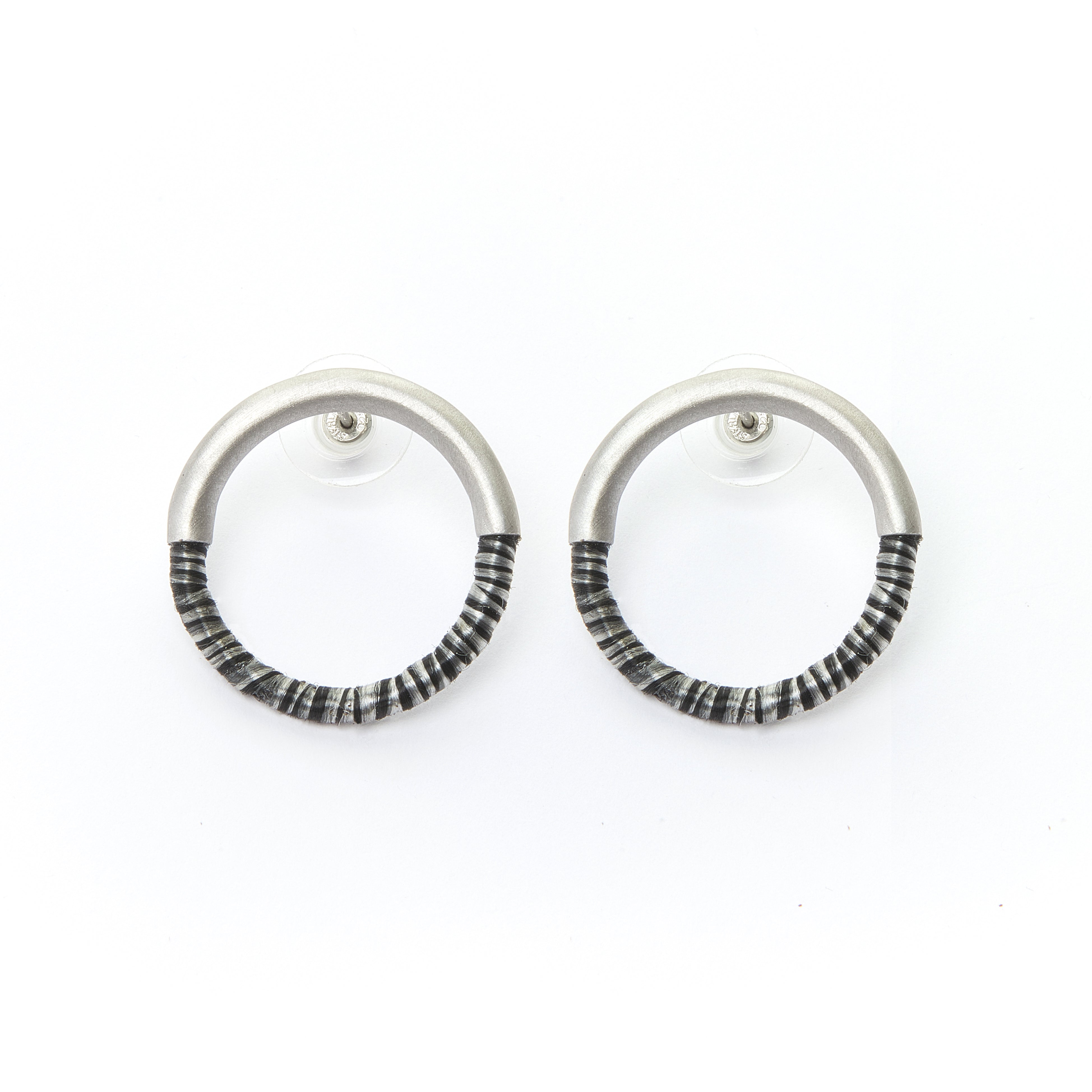 50/50 circle stud earrings S