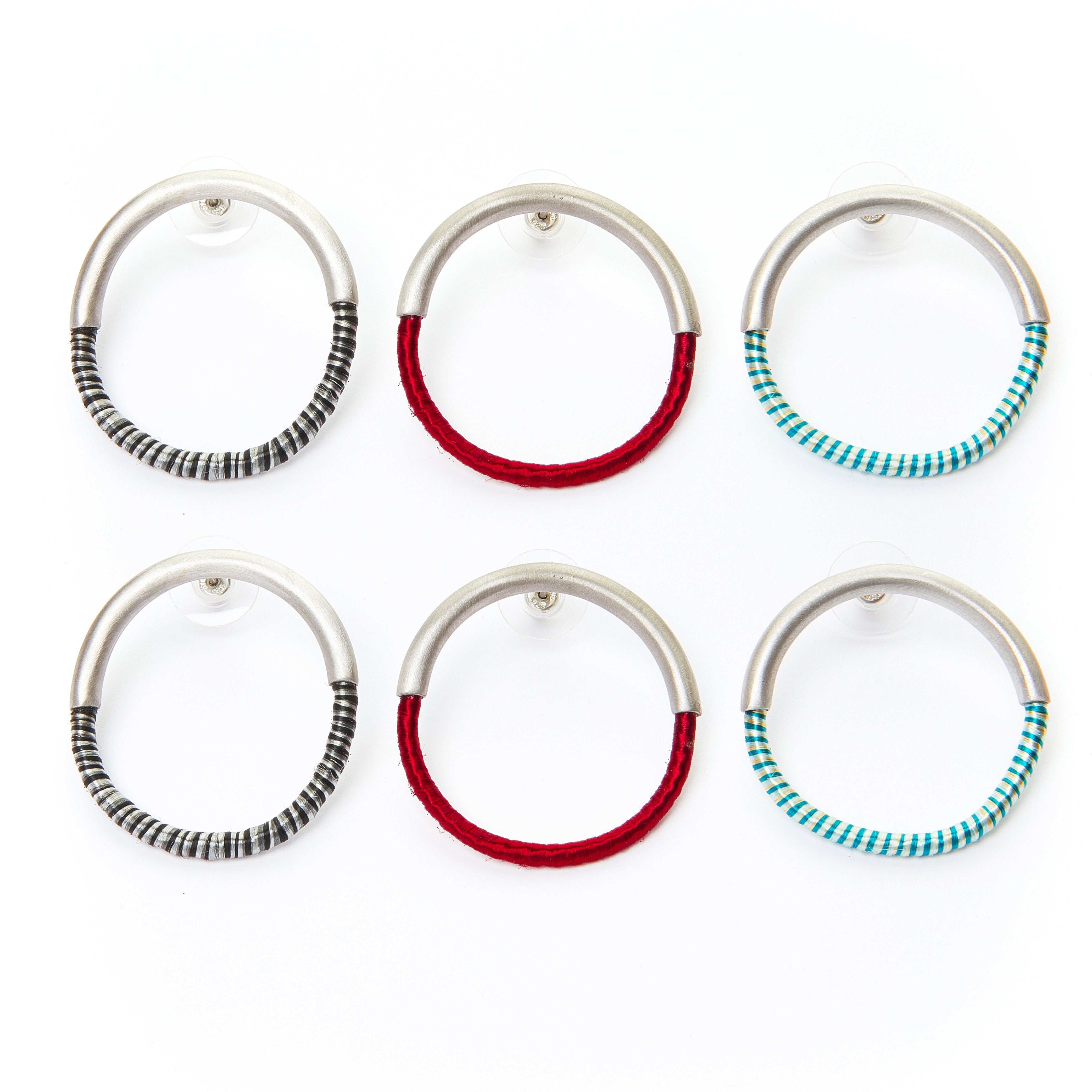 50/50 circle stud earrings L