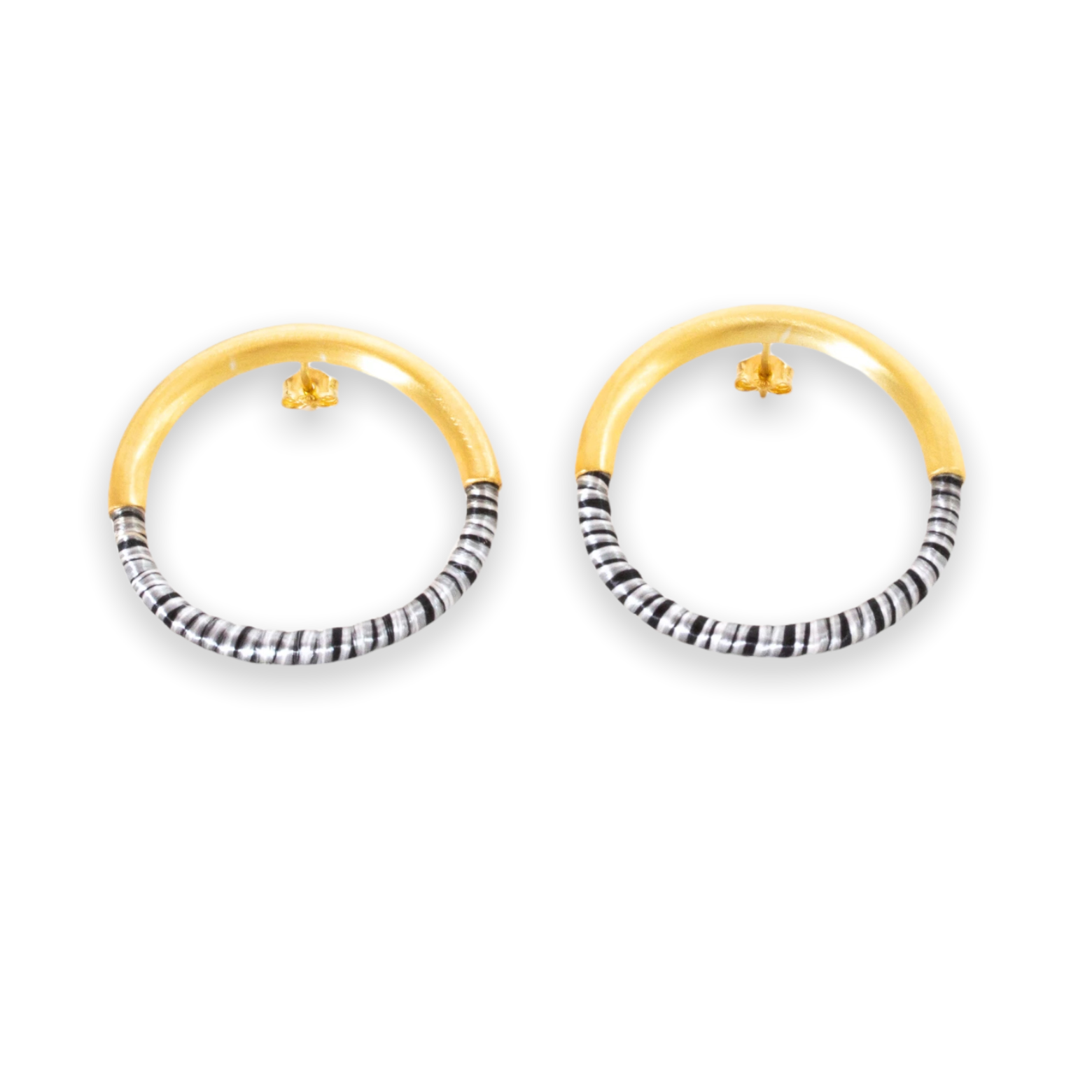 50/50 circle stud earrings L